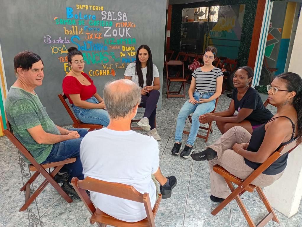 curso e aula particular online de oratória e teatro.