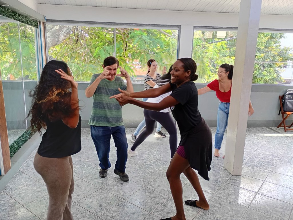 aulas de teatro e oratória em cabo frio.